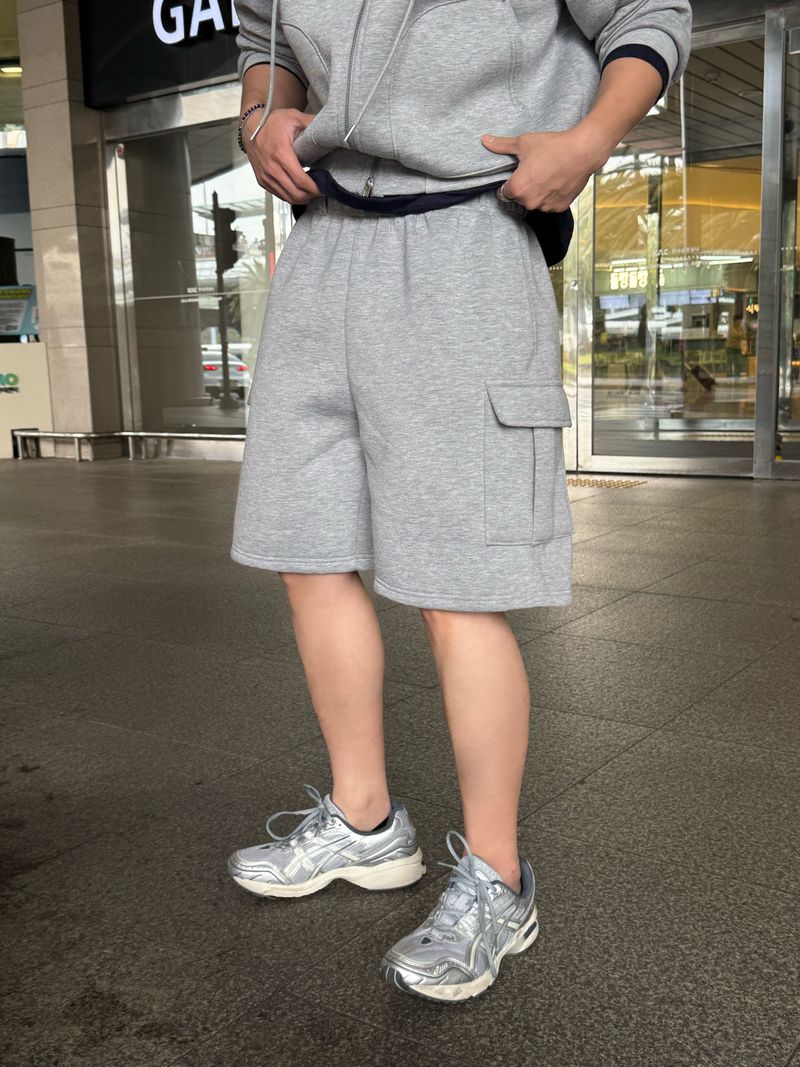 Neoprene cargo bermuda pants