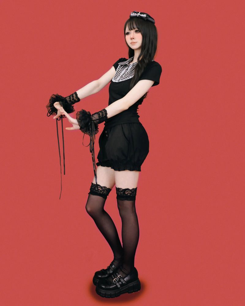 horror-game princess check blouse
