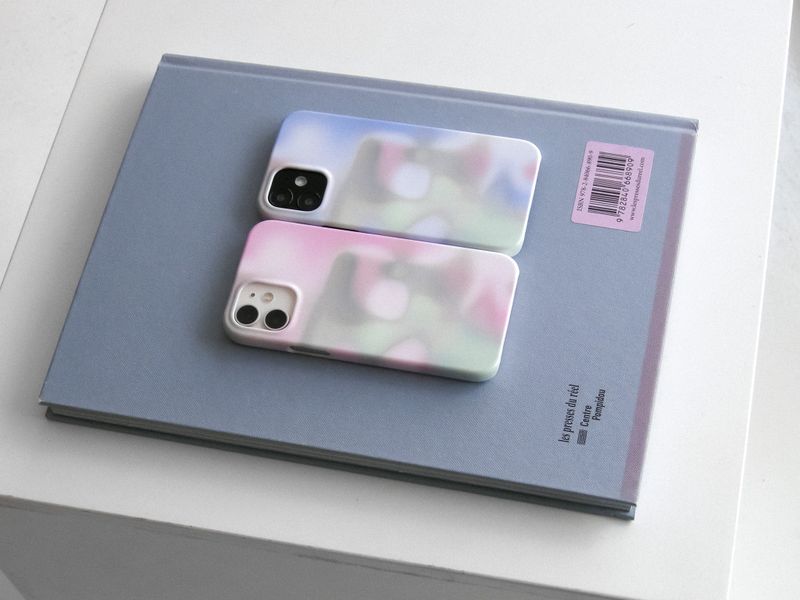 Water Lily-Pink (glossy hard case)