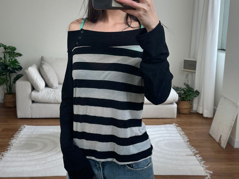 ストライプ オフショルダー Tシャツ