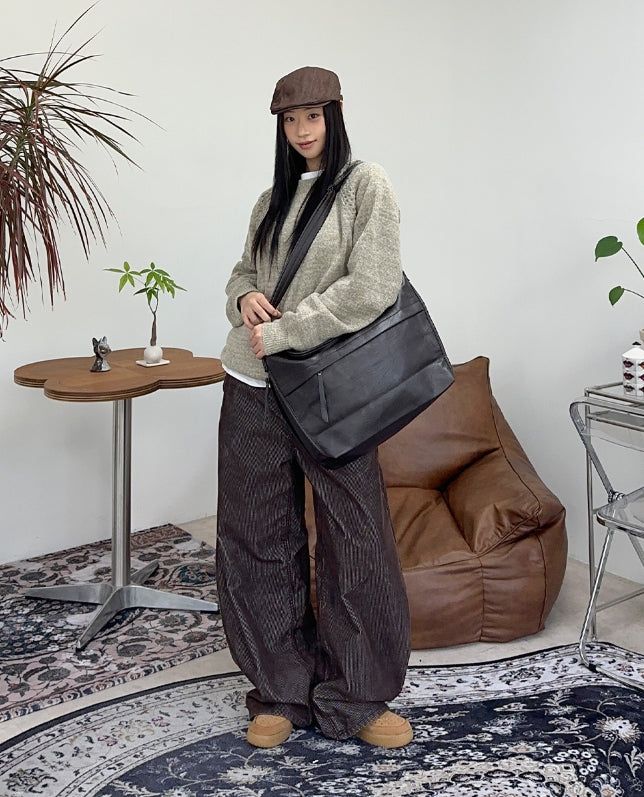 Debes Leather Crossbody Bag