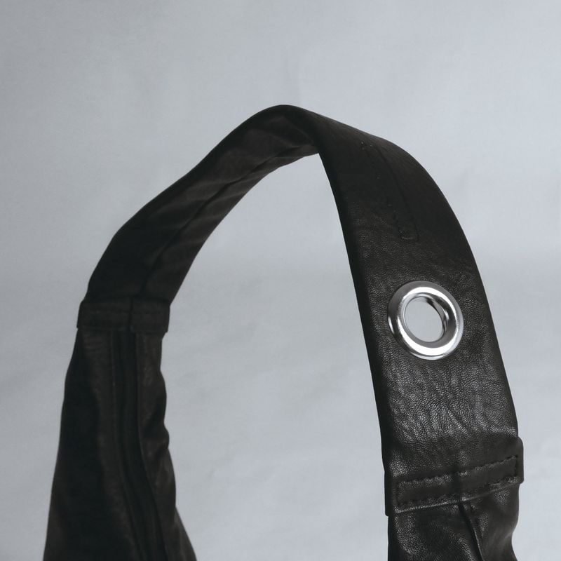 meringue black