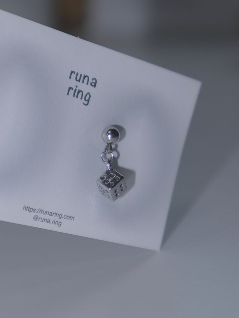 mini dice piercing