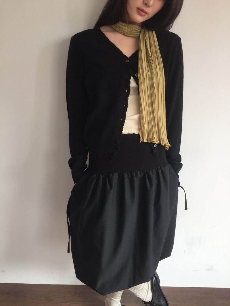 Nobile Frill V-neck Cardigan (3color)