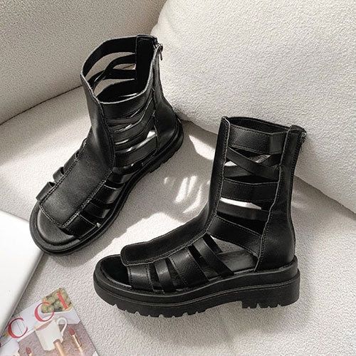 VIVIC（ビビク）の「アンクルクラシックサンダル (BLACK)（シューズ）」