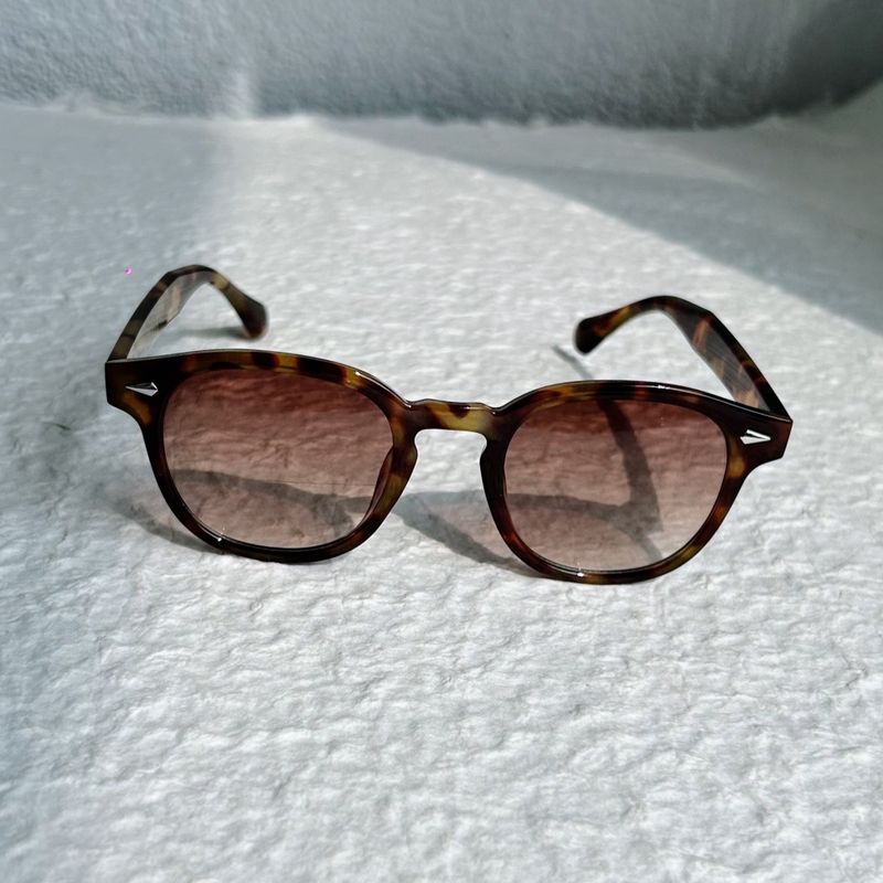 Lightweight Round Sunglasses