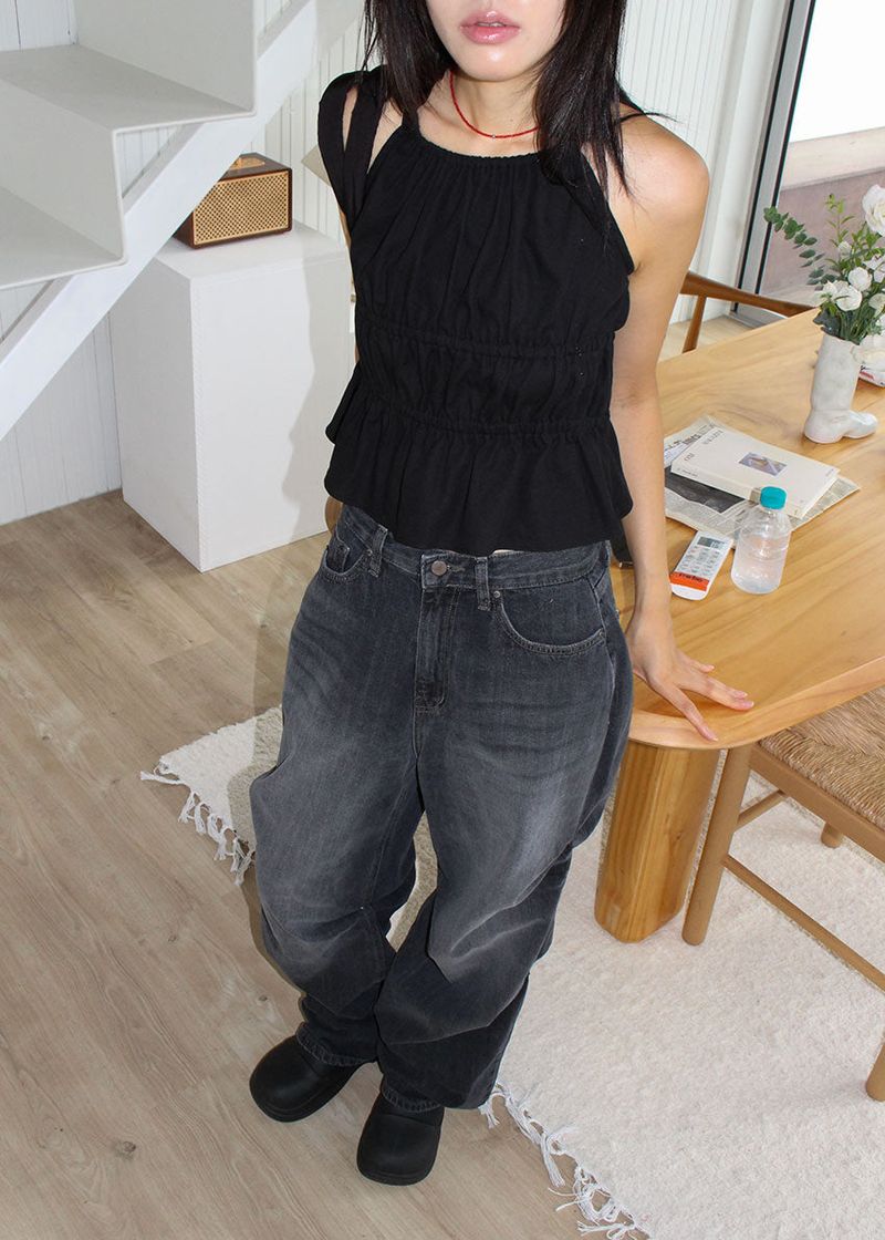 HALTER SHIRRING BLOUSE