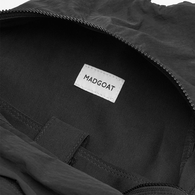Airy 16 Backpack