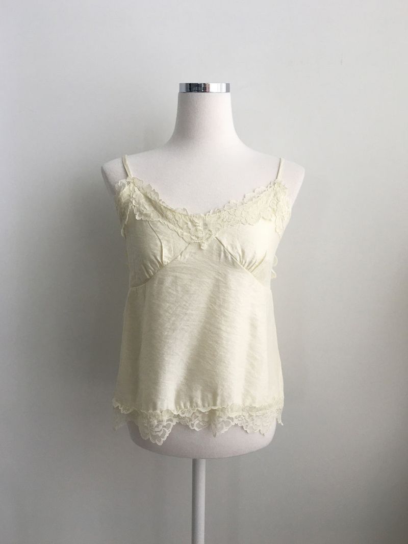 Under bloom lace camisole
