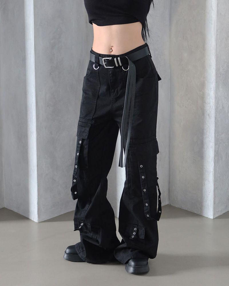 Punching Strap Cargo Bootcut Pants