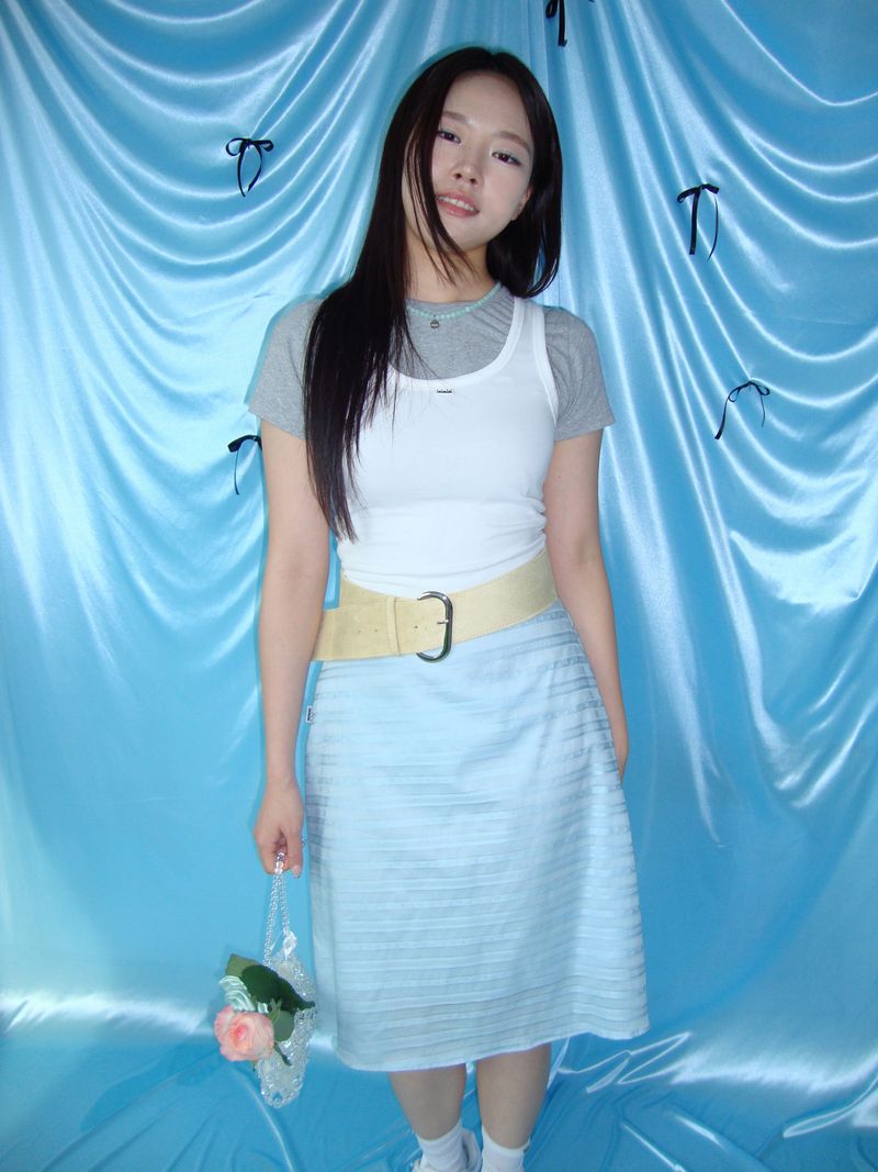 basics sleeveless - type 4(red,white,blue,flower)