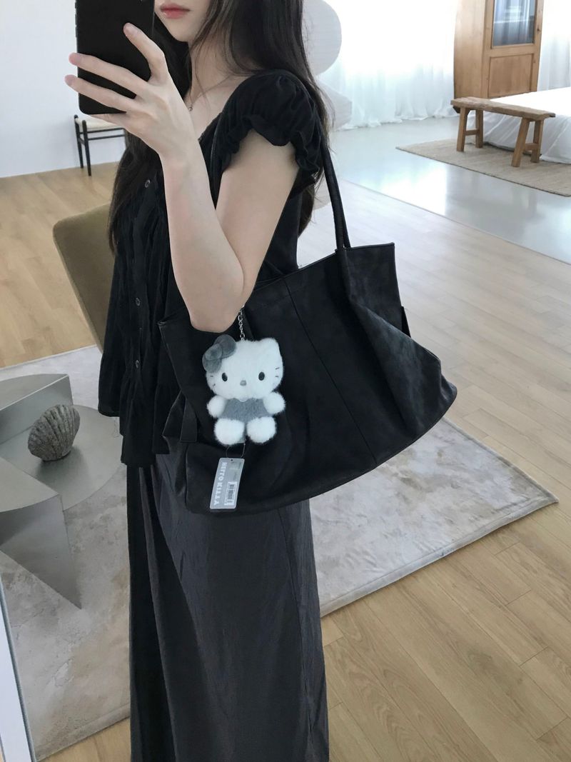Miller Shoulder Bag (2 colors)