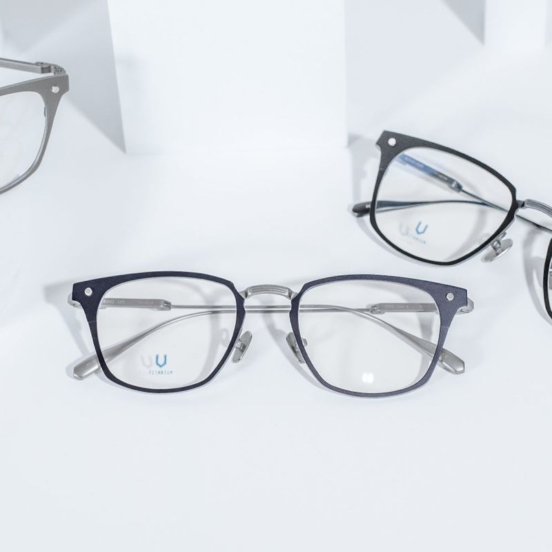 Knouun Square titanium glasses CODE. 104. A Navy N Silver