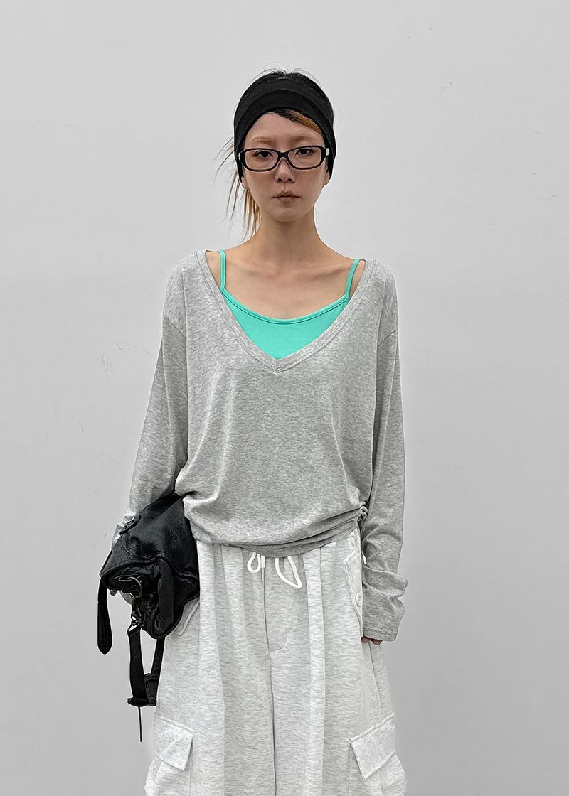 [MADE] Geneva Deep V-Neck Oversized Long Sleeve Tee