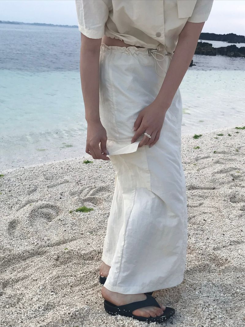 Sandy nylon set up skirt