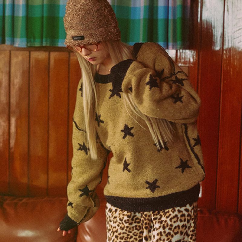 Two way Star Jacquard Knit (black/beige)