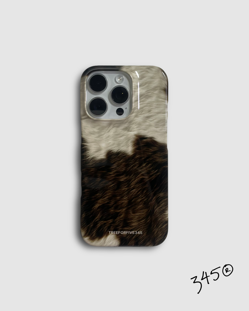 TREEFORFIVE345（ツリーフォーファイブ345）の「DOGGIE FUR Hard Case / TREEFORFIVE345（Smartphone Accessories）」