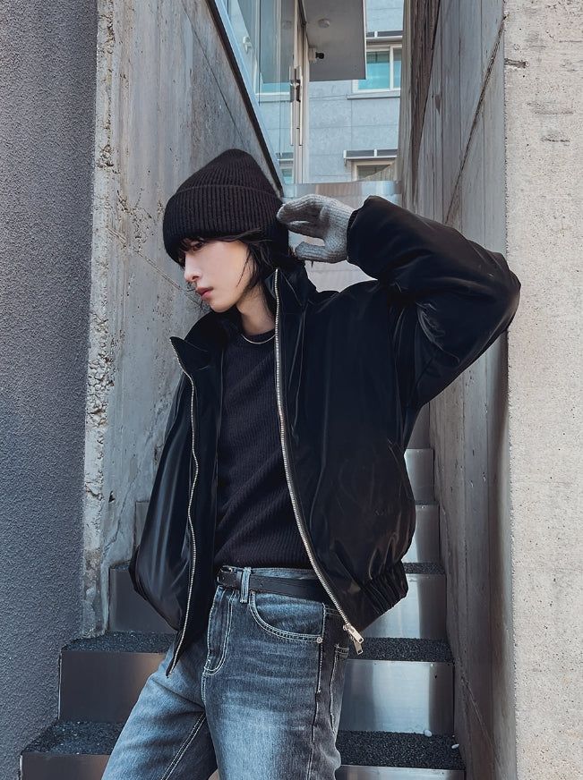 Matte velvet crop puffer