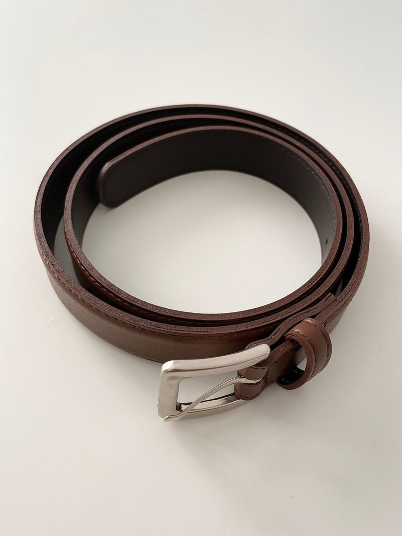 Oblong buckle belt 