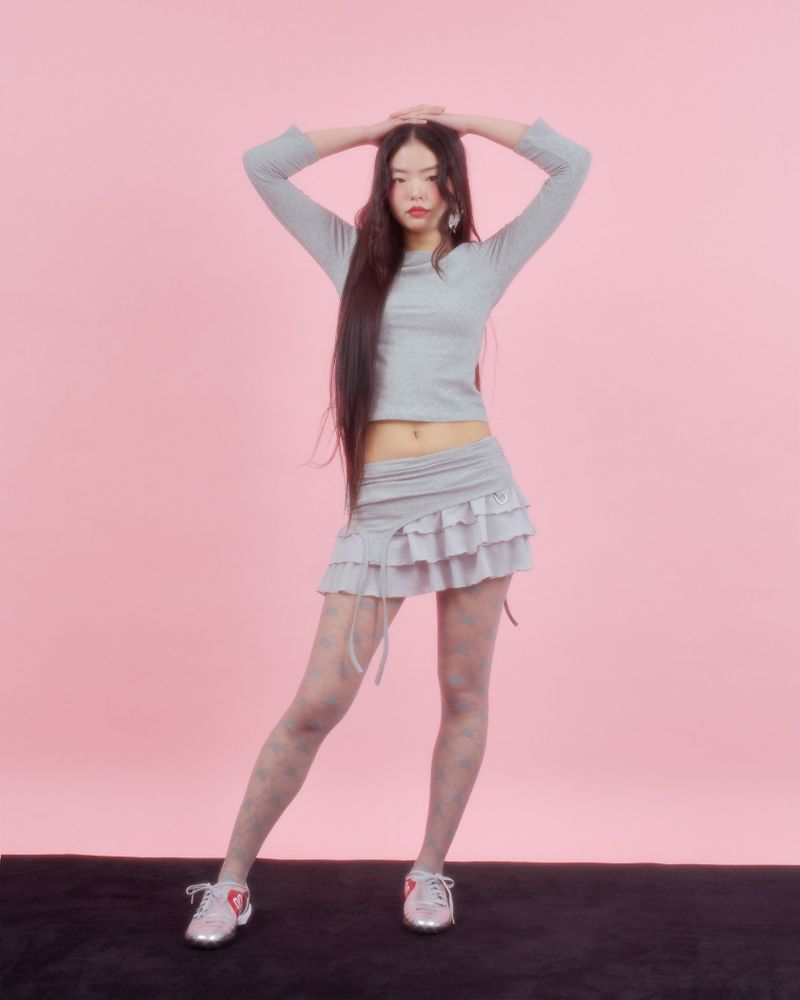 BACK RIBBON STUD T SHIRTS [3colors]