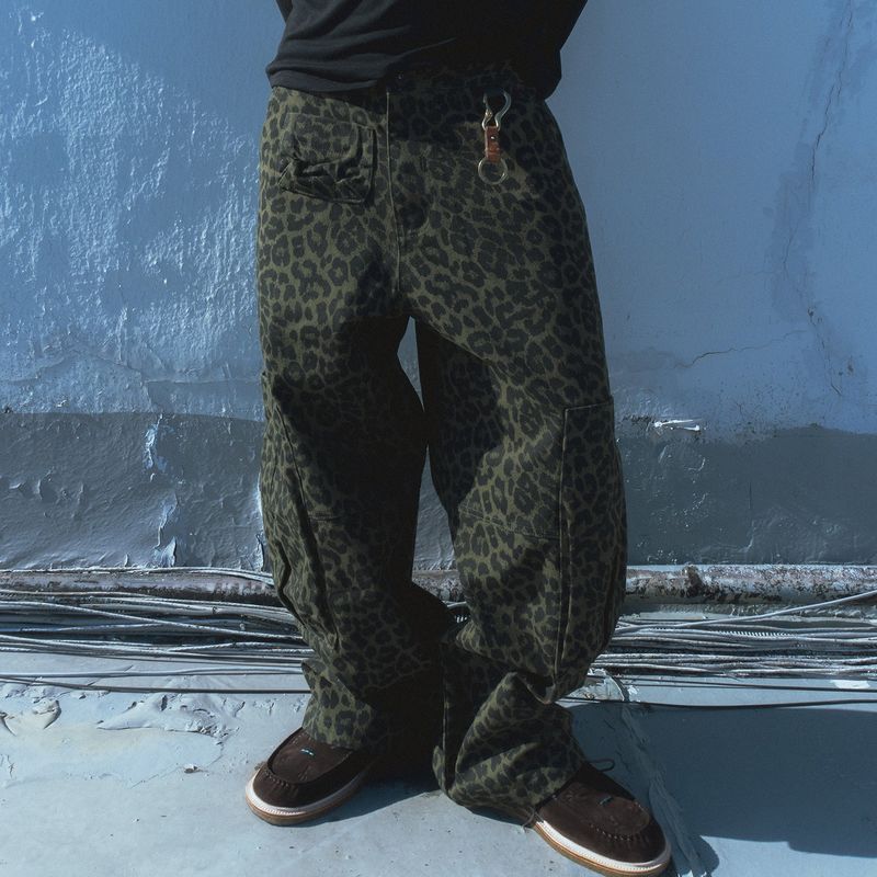 Lumping cargo pants / Leopard khaki