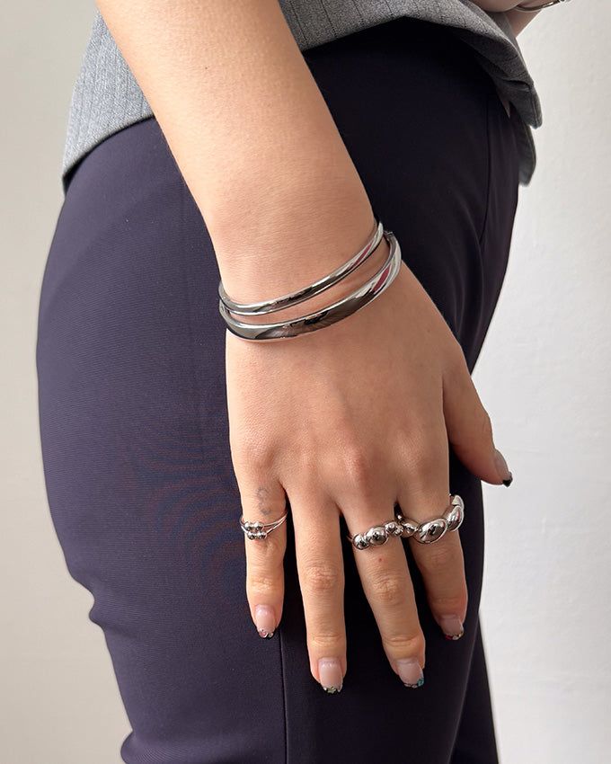 POKKI（ポッキ）の「[MADE] ROUND LINE BANGLE（Accessories）」