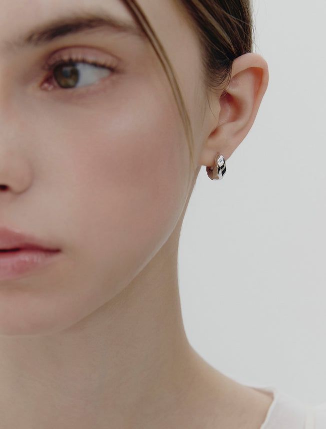 26SS★ Truvion One-Touch Earrings