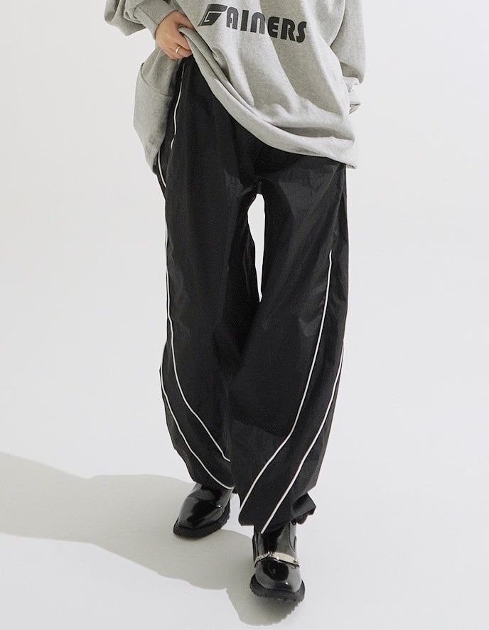 Curve line nylon pants