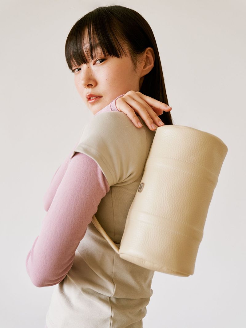 OURO（アウロ）の「BAMBOO [ BUTTER ]（Bags）」