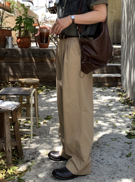 Look Mallet Classic Two-Tuck Cotton Wide Pants