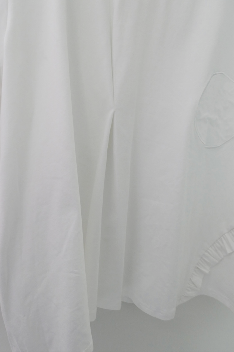 dot and frill T (2c)