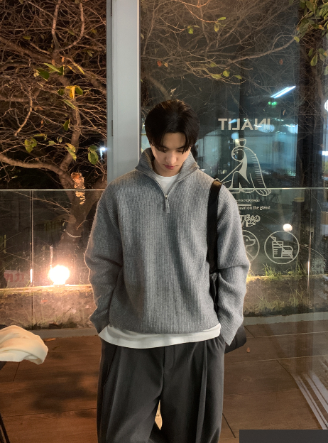  Logane Drake Cash-Like Half Zip-Up Knit