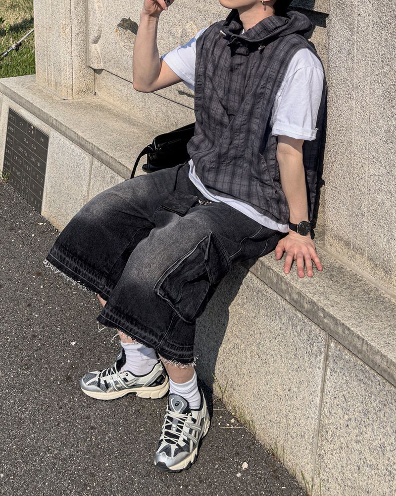 Crinkle Check Hooded Anorak Vest