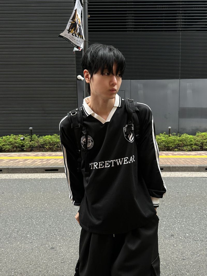 WHAT A LOOK（ワット ア ルック）の「VISION TRACK COLLAR LONG SLEEVE（Tops）」