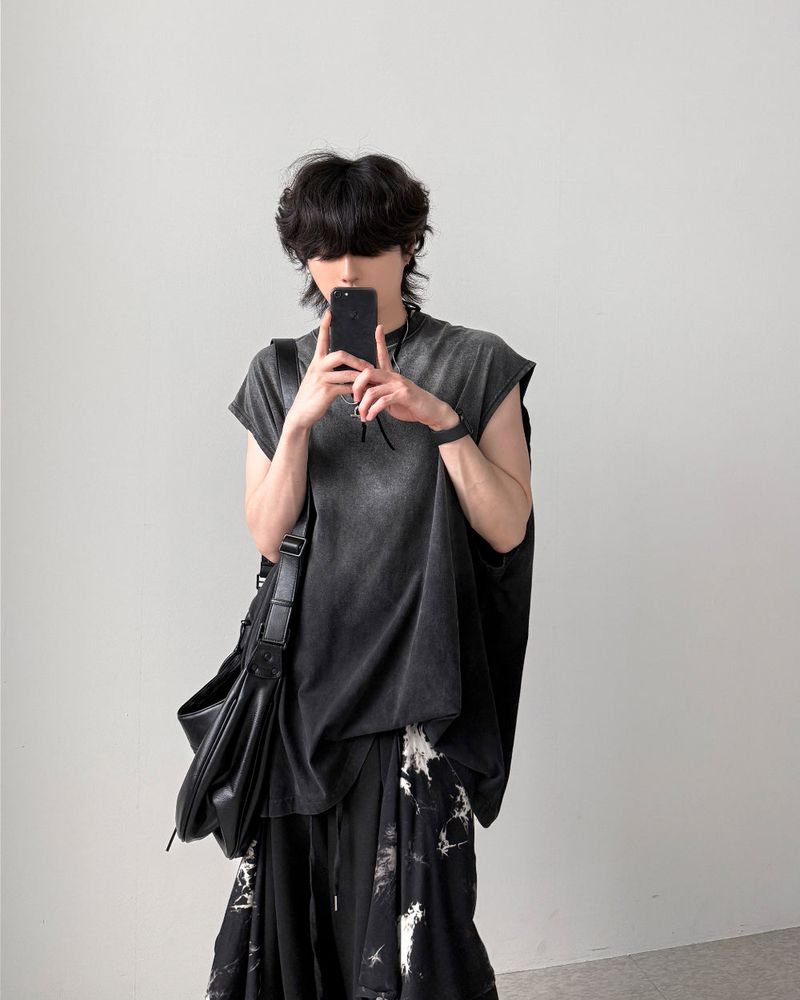 YOURNUS(ユアナス)の「Burning Gradient Sleeveless(Tops)」