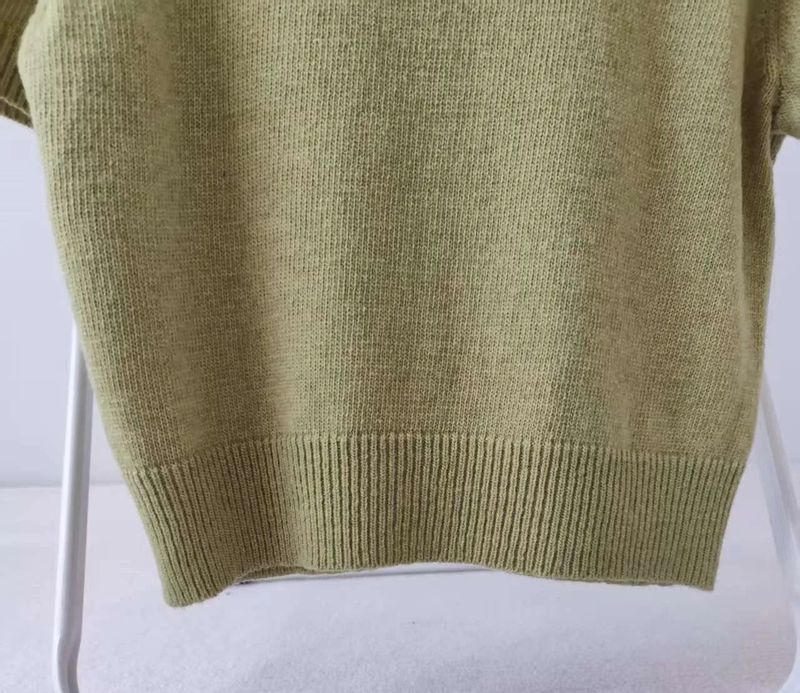 [1+1 Special] Tours Flower Decor Round Neck Wool Short Sleeve Knit