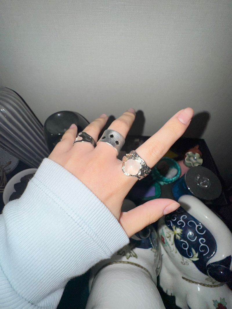 Bumpy crystal ring