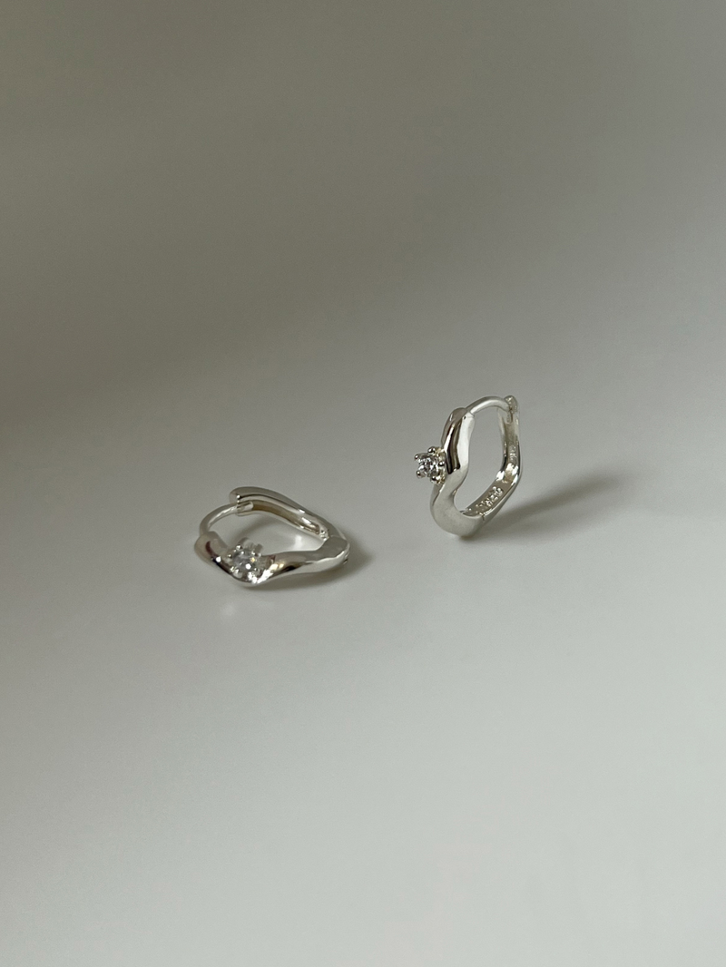 Piece earring (silver)