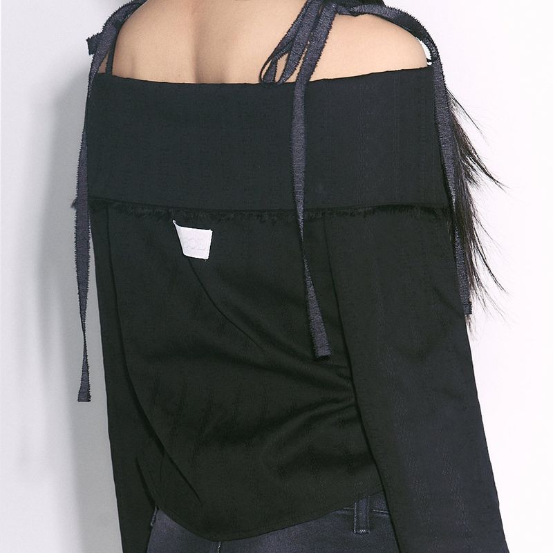  hook off shoulder blouse [black]