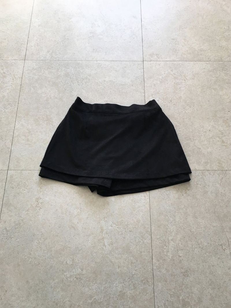 nobiyaka（ノビヤカ）の「Suede mini skirt pt（Pants）」