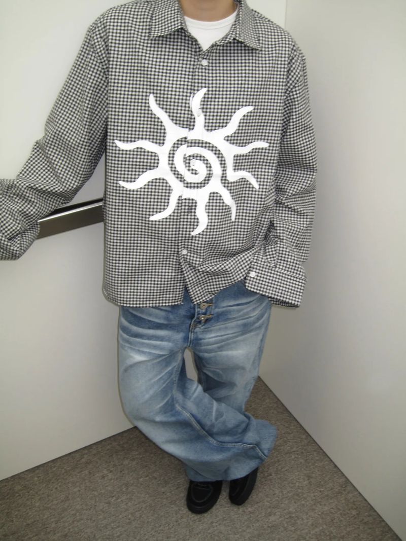Mokey（モーキー）の「Sun Check Shirt (2 Colors)（Tops）」
