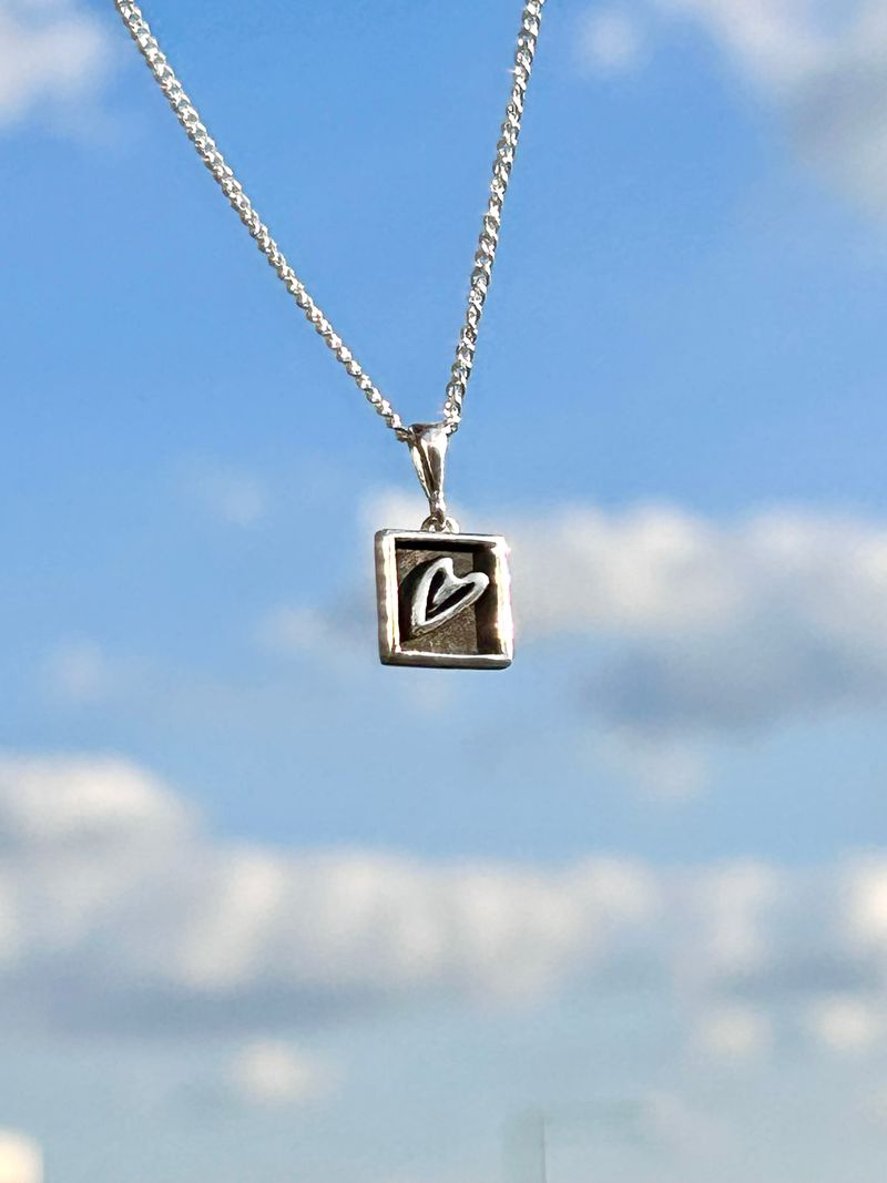 necklace OSL logo play part.2  {MADE}