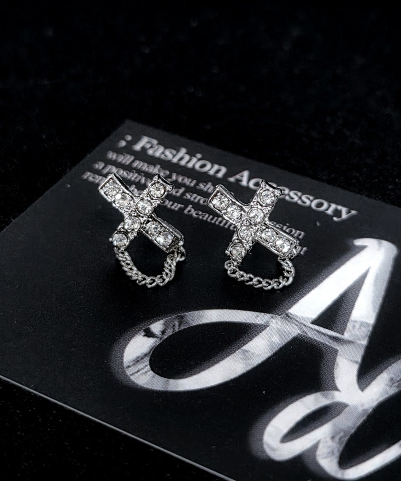 Cross cubic chain earrings