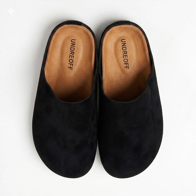 Suede Clogs Black