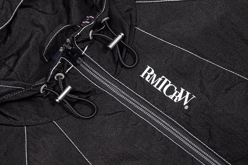 UTILITY HOOD WINDBREAKER