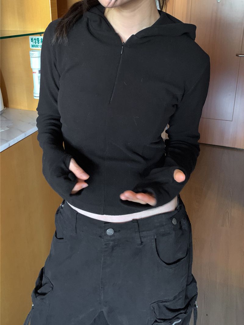  LINE HOOD HALF ZIP-UP