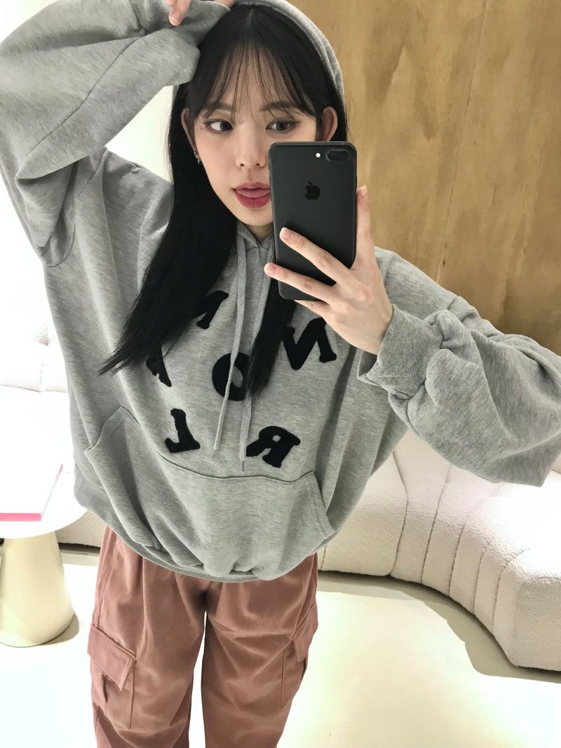 Common over-fit hood T