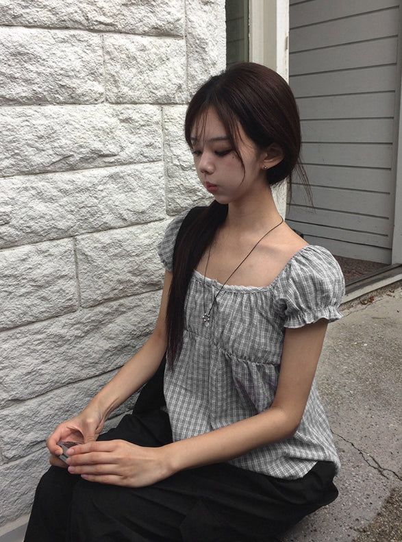anyonemore（エニーワンモアー）の「[Scrunch SET ] Unru Puff Shirring Layered Button Blouse（Tops）」