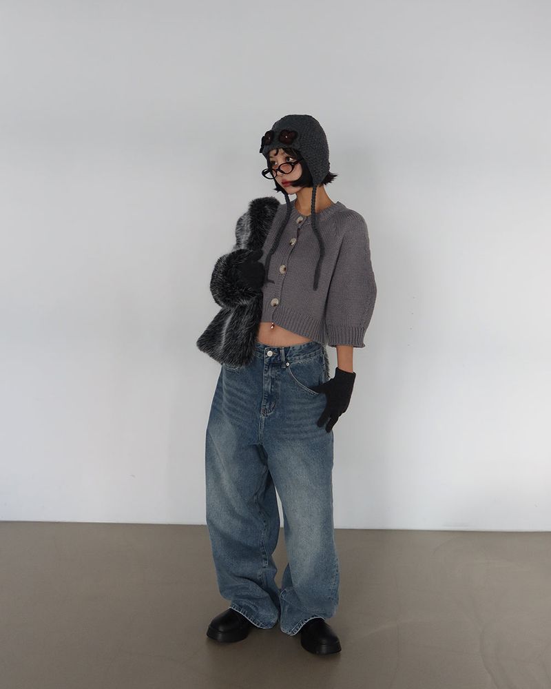 Half-length Balloon Knit Short Cardigan