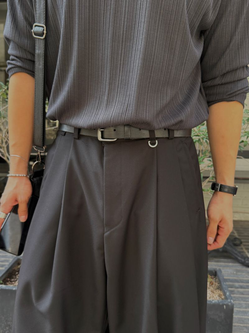 Mona two-tuck wide D-ring slacks